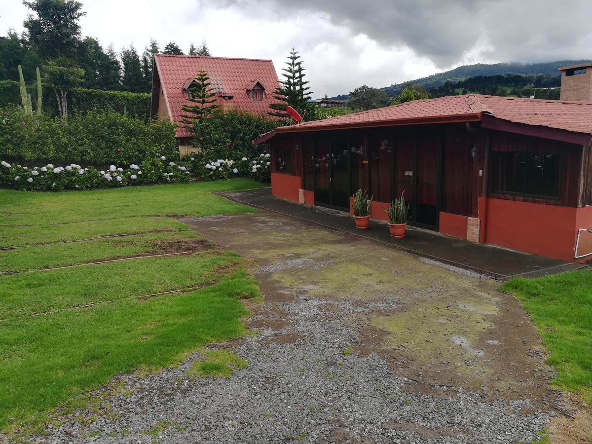 Hotel Chalets Los Volcanes Fraijanes Eksteriør bilde