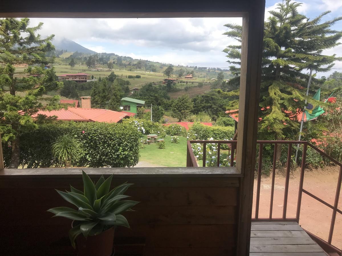 Hotel Chalets Los Volcanes Fraijanes Eksteriør bilde